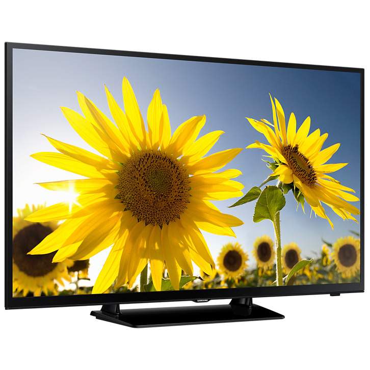 Хороший телевизор отзывы. TV Samsung led 40. Led телевизор 24 Samsung ue24h4070au в интерьере. Samsung ue48h6400au. Телевизор Funai led24-h9223m 24