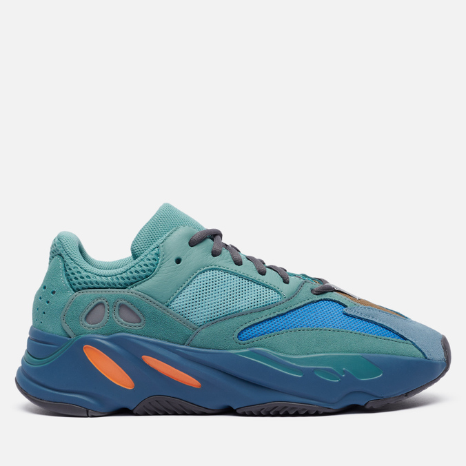 Кроссовки женские Adidas YEEZY Boost 700 голубые 36.5 EU