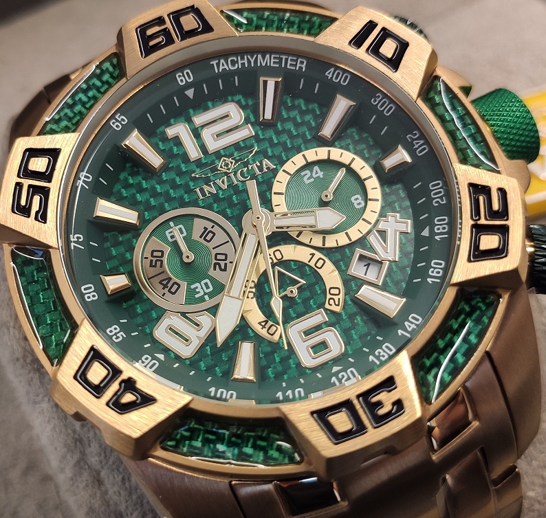 Invicta 25857 on sale