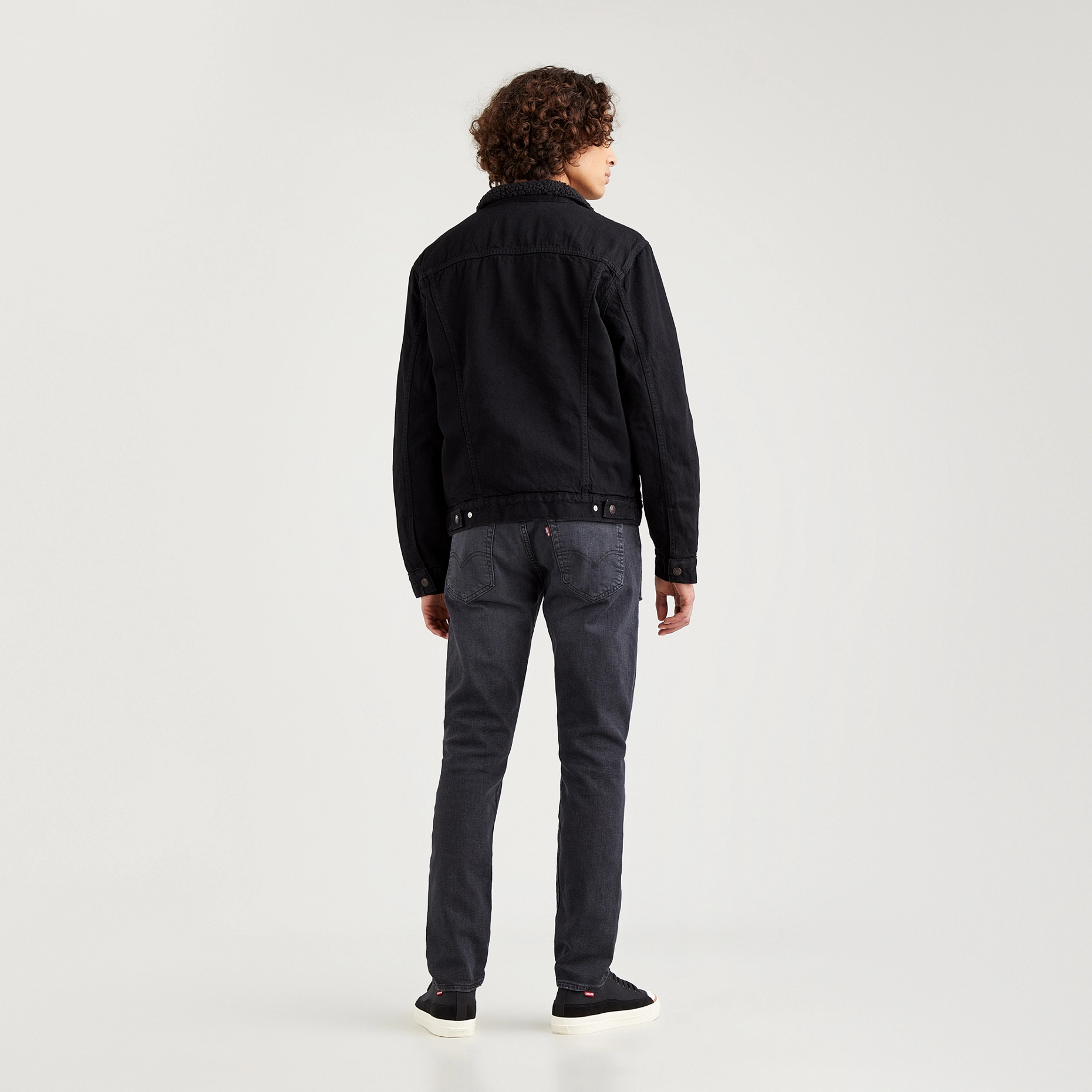 Джинсовая куртка мужская Levi's 16365-0100 черная 2XL