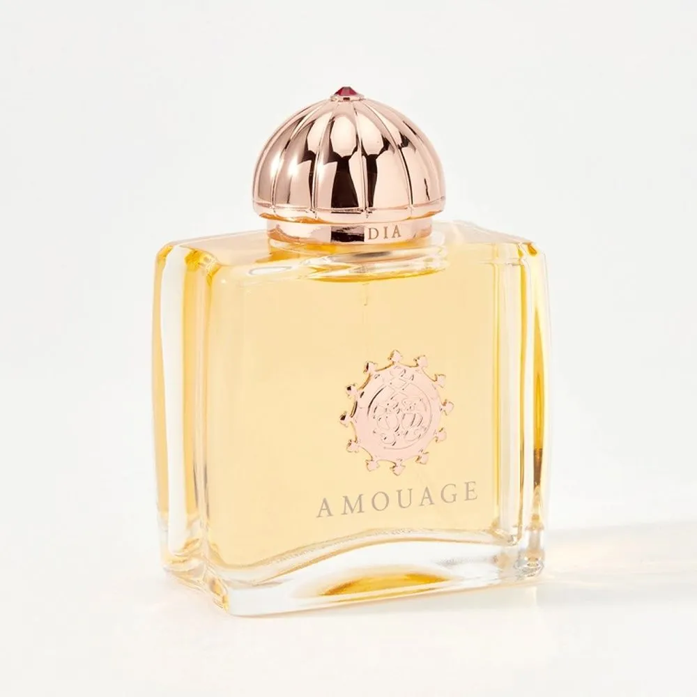 Amouage dia. Amouage dia for woman. Amouage dia for woman Travel. Amouage Secret Garden.