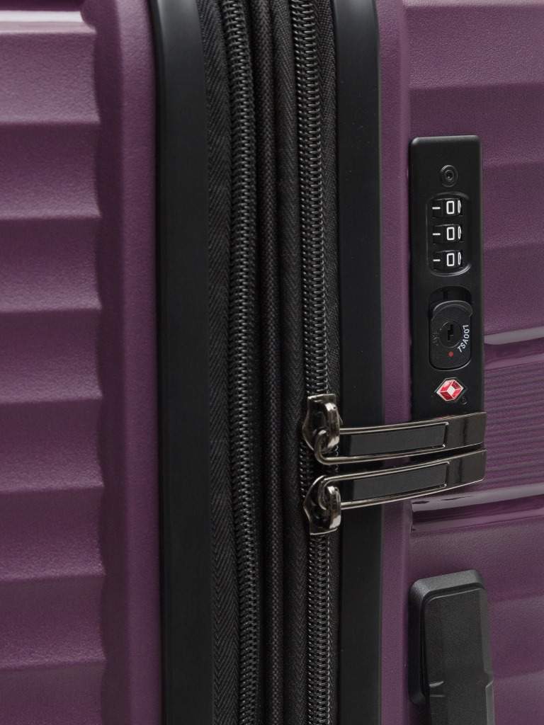 чемодан redmond m 7815760. чемодан дубровка. чемодан с барахлом. чемодан в бердске. чемодан на колесах тканевый.