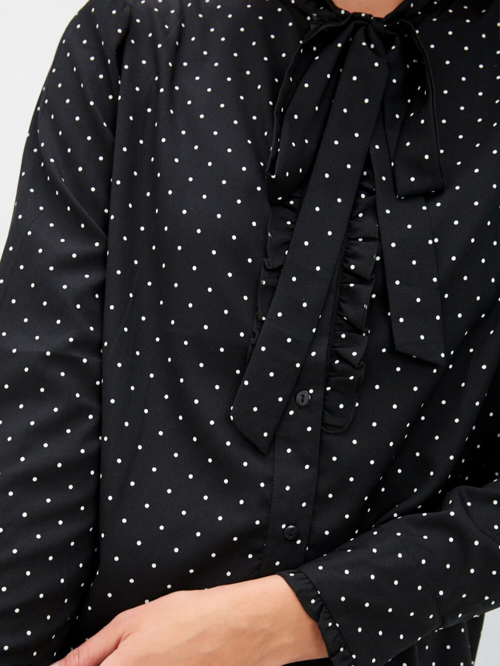 Рубашка женская Incity 1.1.2.21.01.04.01995/002200 черная S