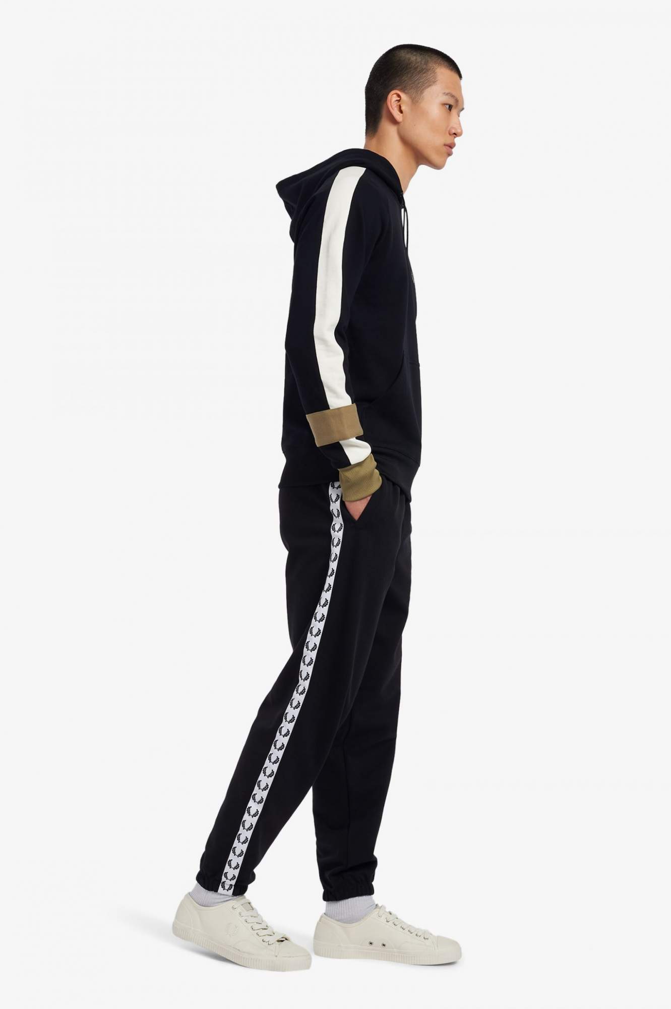 Fred Perry Taped Track Pants S