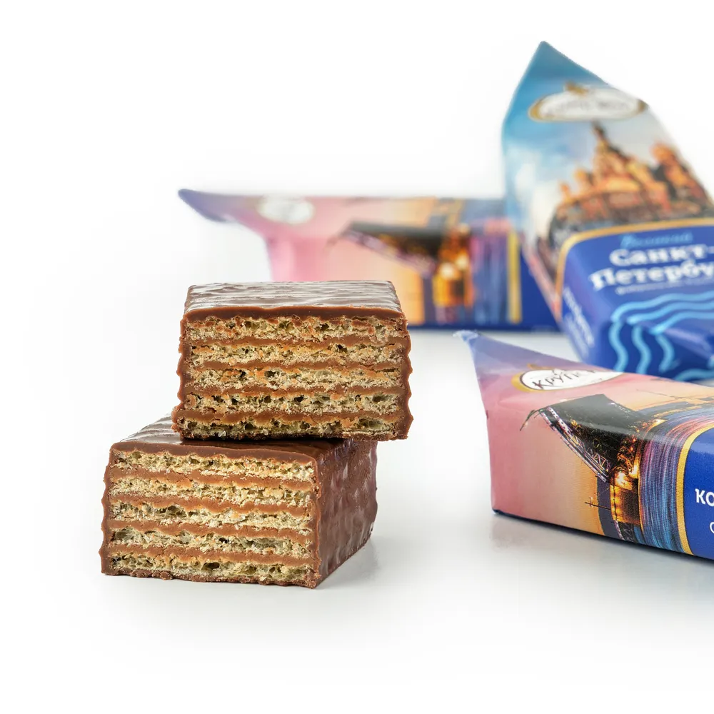 вафельный торт фабрики крупской. вафли крупской. великий санкт-петербург конфеты славянка. кондитерская фабрика крупская конфеты питерские. батончик "мишка на севере" с ваф.