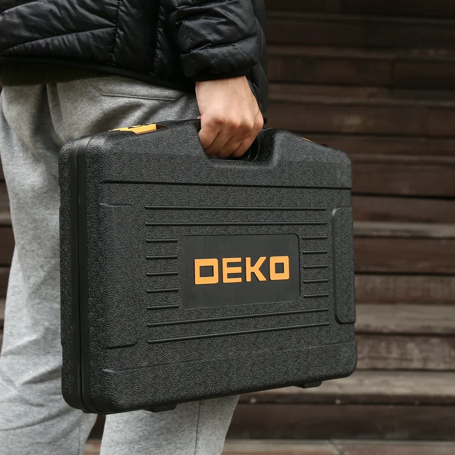  набор инструмента для дома и авто в чемодане Deko .