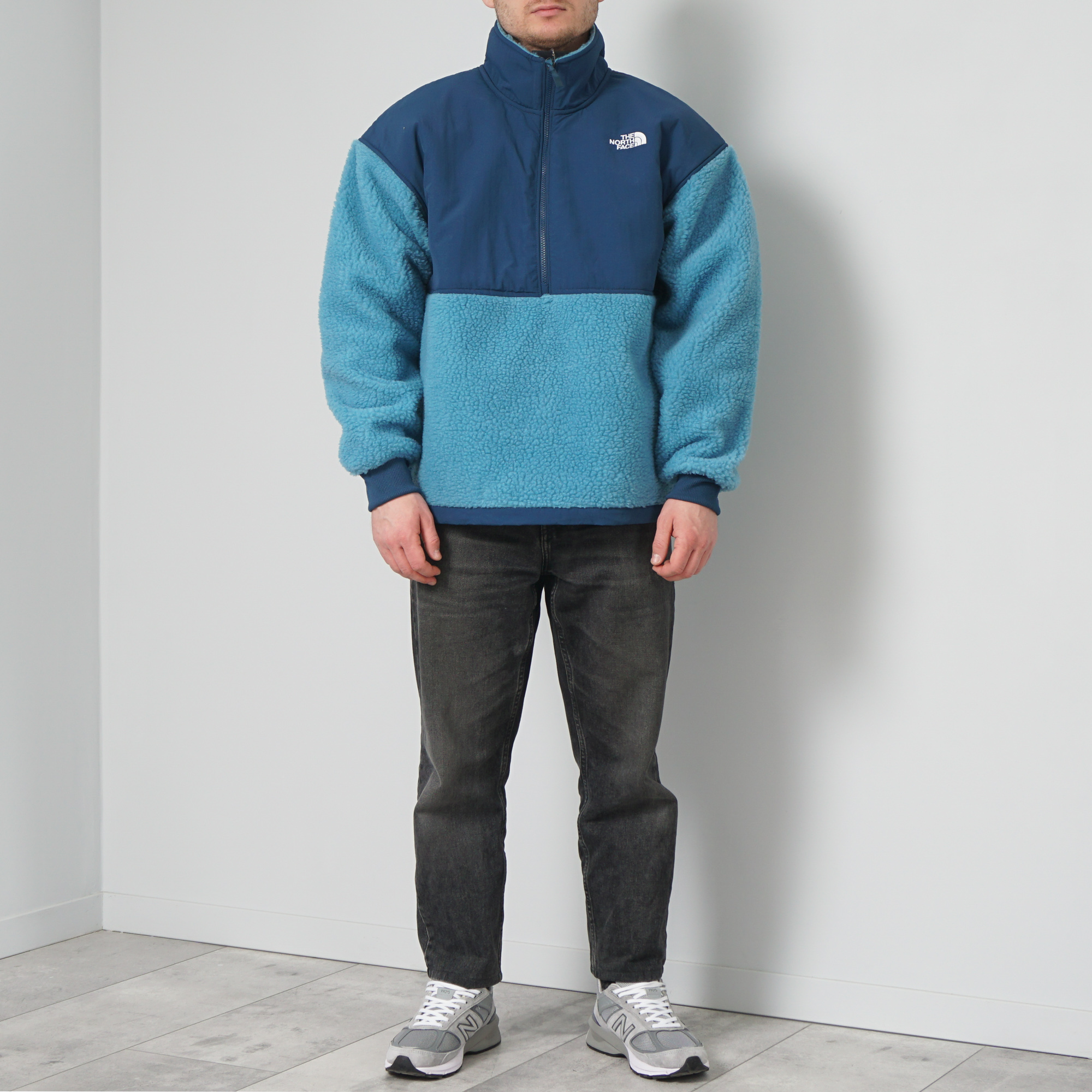 The north sale face sherpa fleece