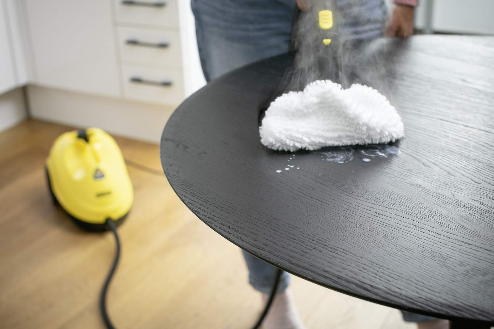 Пароочиститель karcher sc 2 easyfix 1500. Karcher sc 2 easyfix. пароочиститель karcher sc 2 easyfix. пароочиститель karcher sc 2 easyfix, желтый. уборка с пароочистителем karcher sc 3 easy fix.