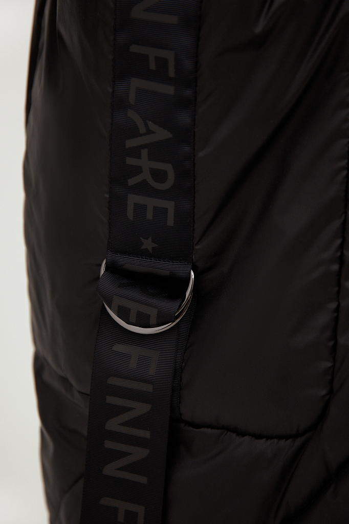 Куртка женская Finn Flare B21-11002 черная 44