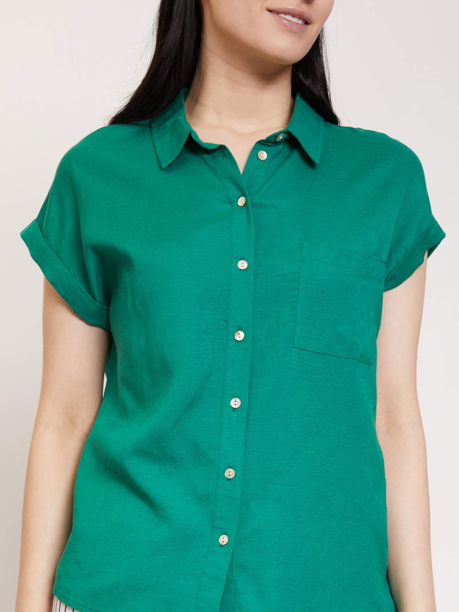 Рубашка женская Zolla z2212512621337000 зеленая XXS