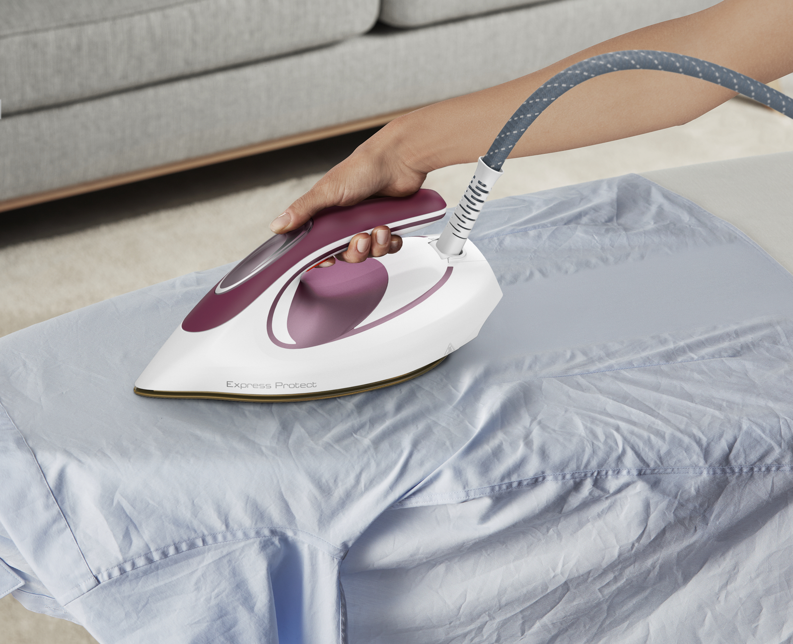 Express protect. Парогенератор Tefal sv9201. Тефаль парогенератор 9201. Парогенератор Tefal Express protect sv9201e0. Tefal - sv9202.
