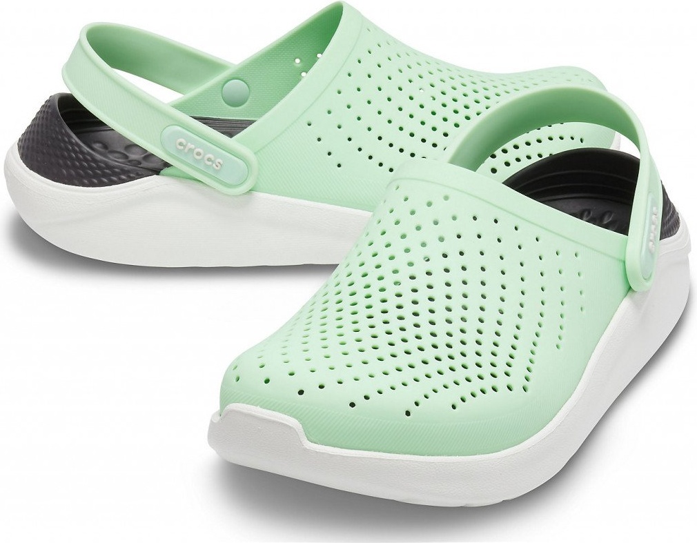crocs 42