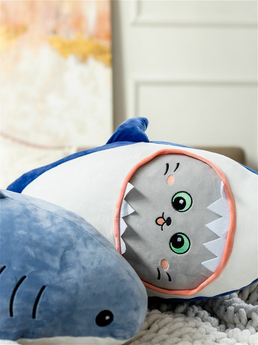 Игрушка кот акула