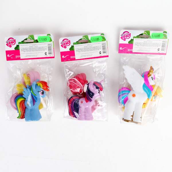 My little pony play. Набор 2663510 «пони», 2шт в/п. My little Pony Toys Puzzle игрушки. Набор для купания пони. My little Pony резиновые игрушки.