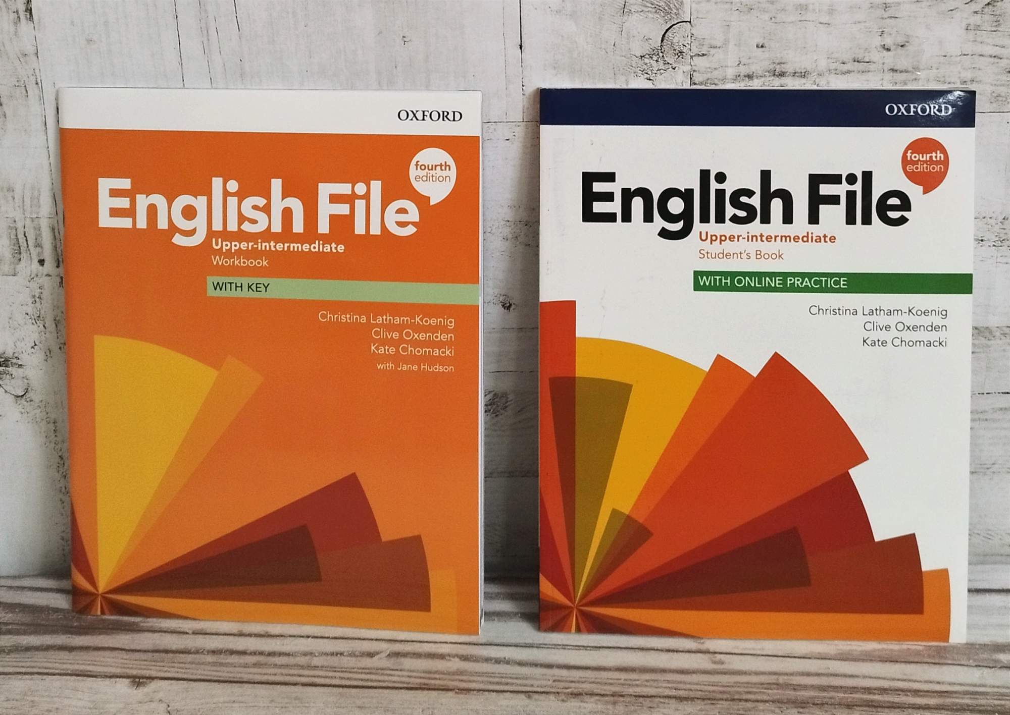 Fourth edition. English file Upper Intermediate 4th Edition. English file 4th Edition. Outcomes 3rd Edition Upper-Intermediate student’s book with the Spark platform.