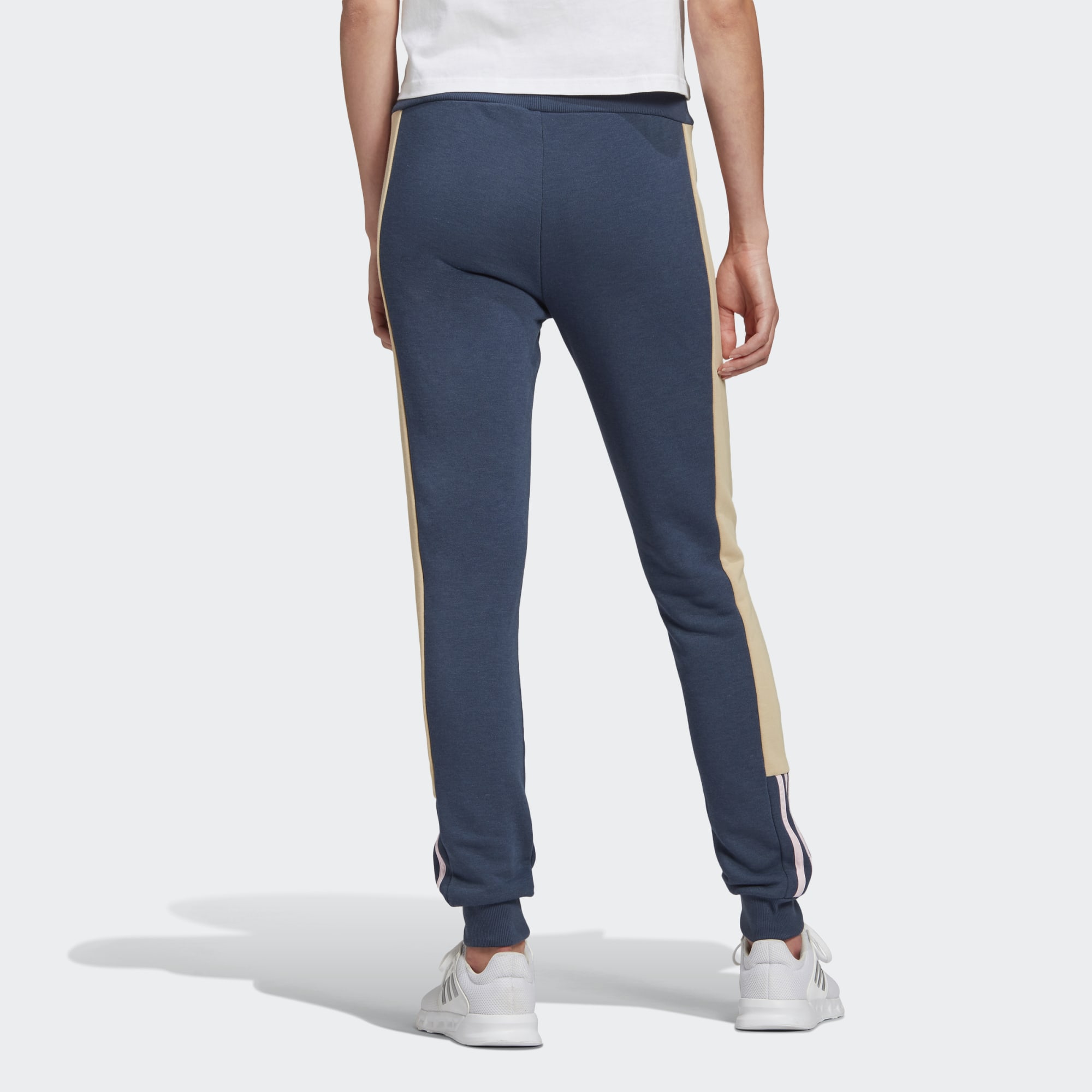 Спортивные брюки женские Adidas GL1381 синие XS