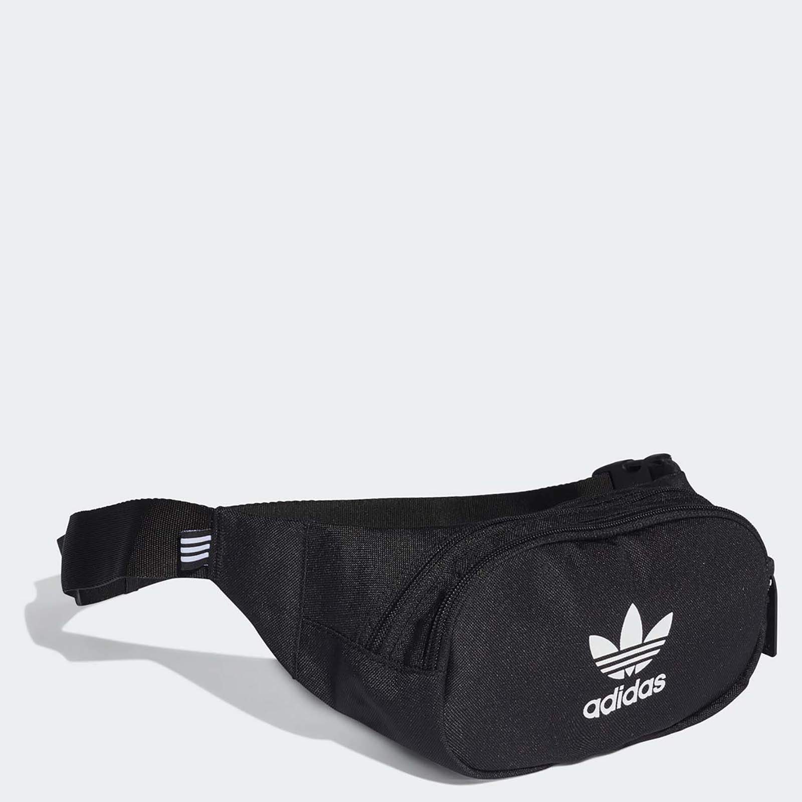 Adidas originals hot sale essential crossbody bag