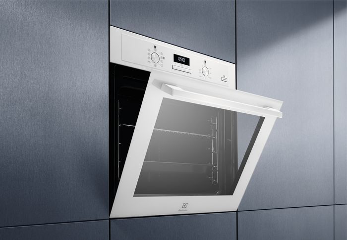 Духовой шкаф electrolux oed3h50v white