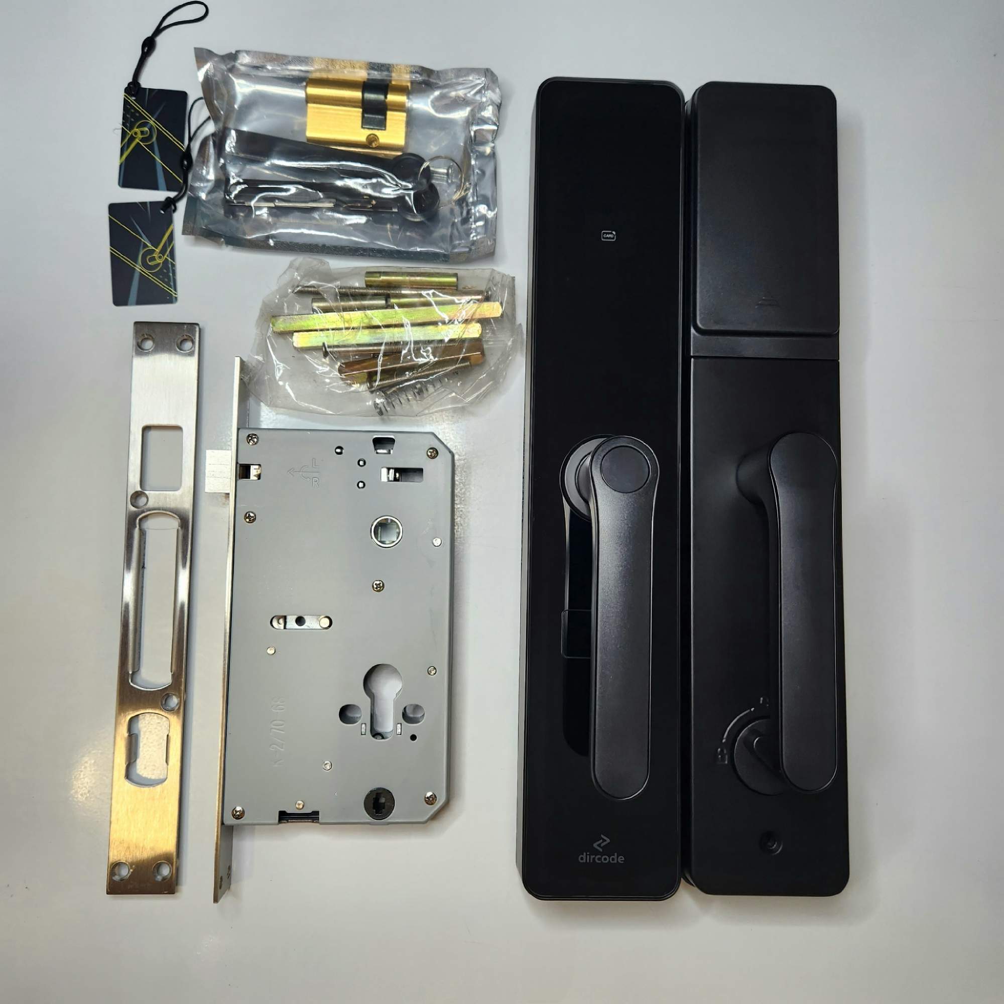 Dircode. Dircode sl 10. электронный замок sciener м701 с ip65. врезной замок tesa бэксет 50 мм. умный дверной замок dircode.