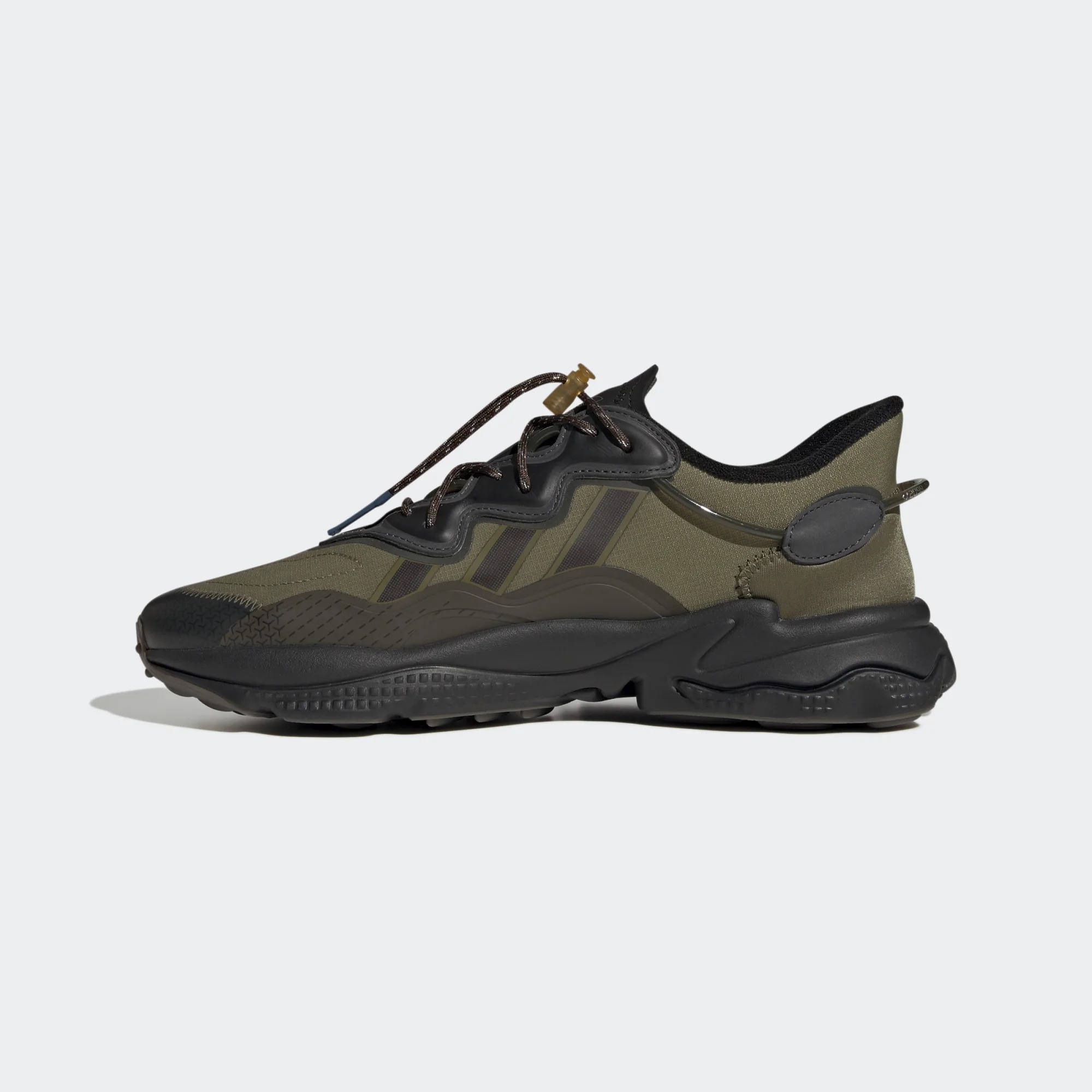 Adidas ozweego hero hot sale