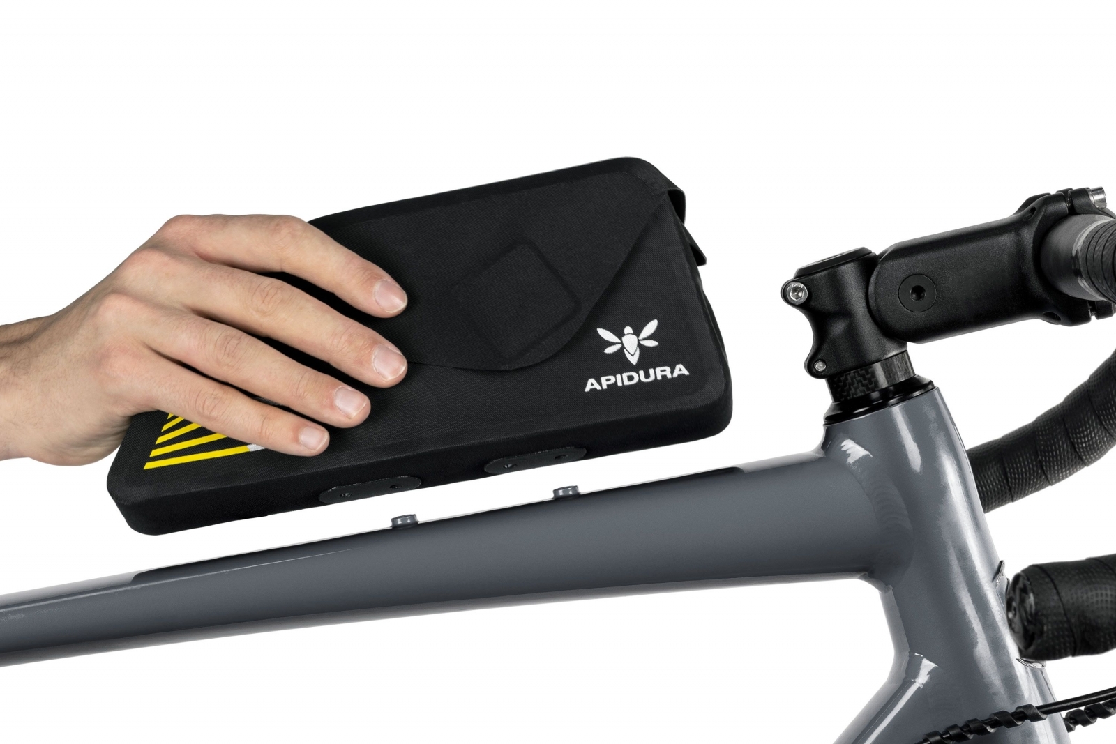 Сумка на болтах на раму Apidura Racing Bolt-On Top Tube pack (1 л.)