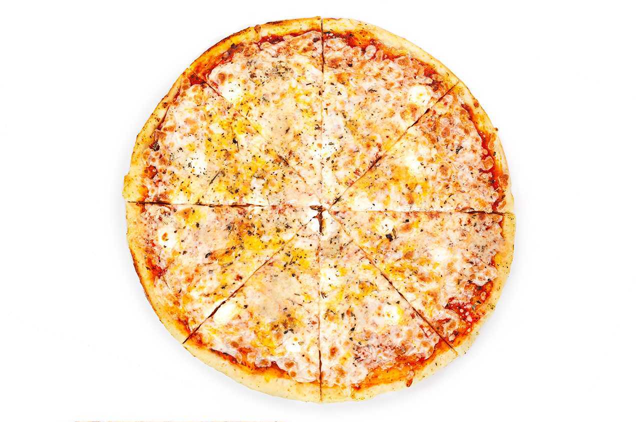 Пицца четыре сыра6