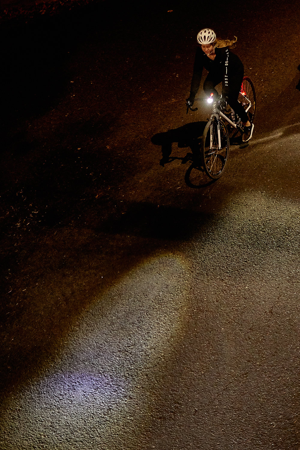 Велосипедный фонарь передний Kryptonite Incite X6 черный