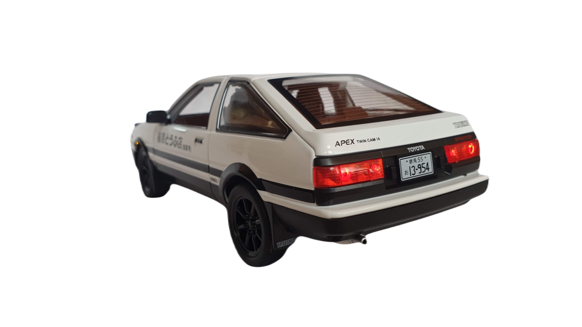 Купить металлическая машинка Miniauto Toyota Sprinter Trueno AE86, белый,  2407Bw, цены на Мегамаркет