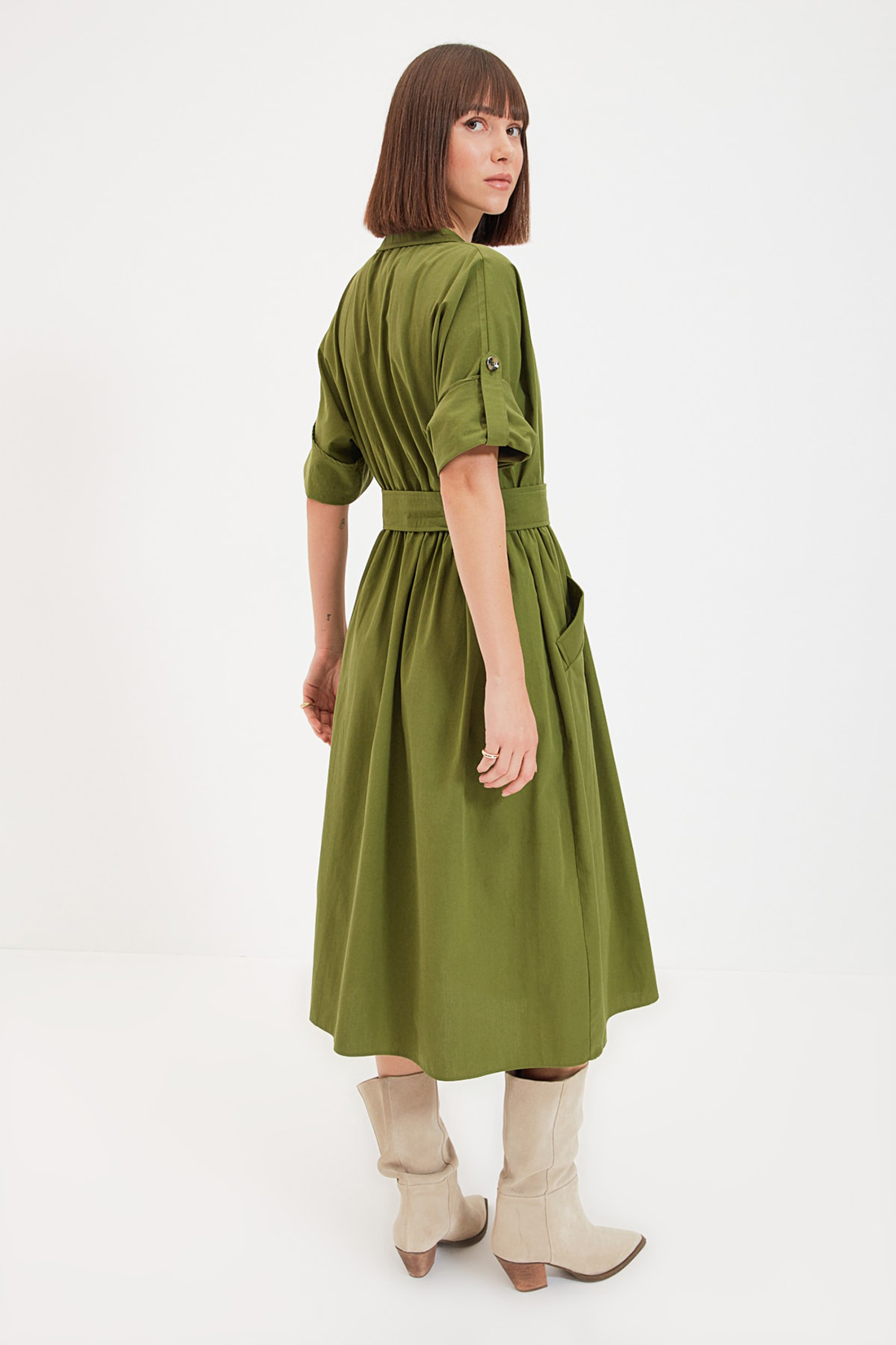Платье женское Trendyol TWOAW22EL0268 зеленое 34