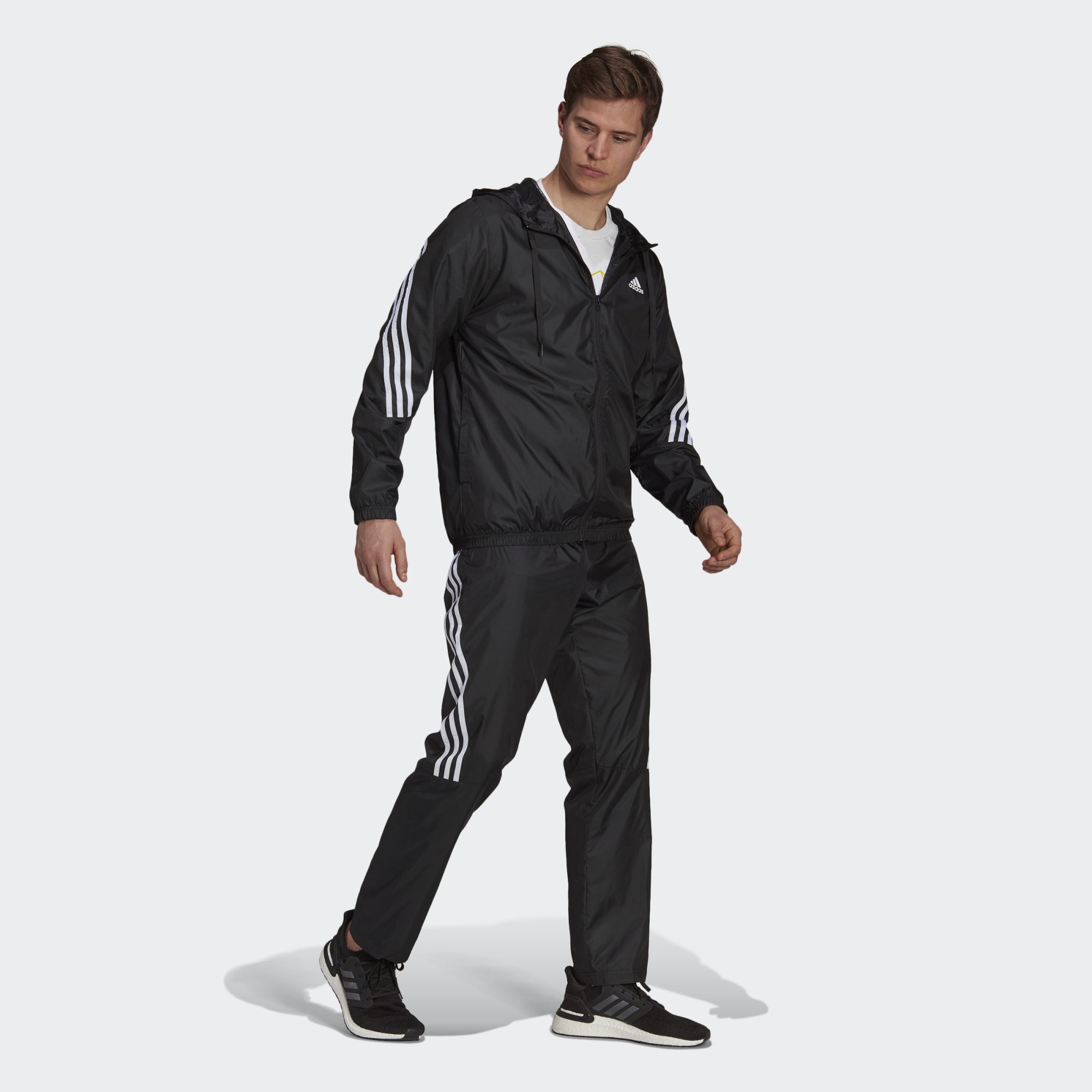 Костюм мужской Adidas H15580 черный S