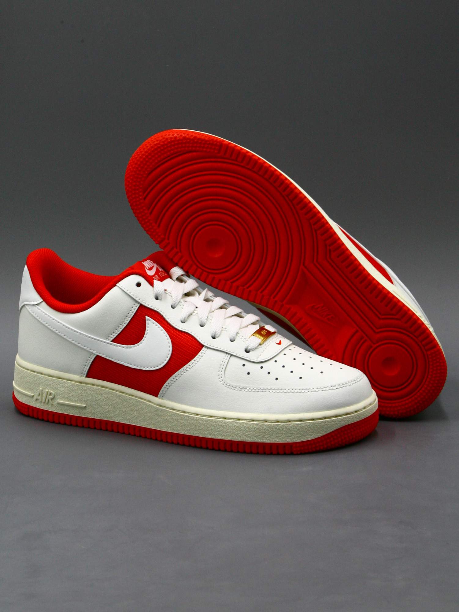 Nike air force 1 hotsell size 9