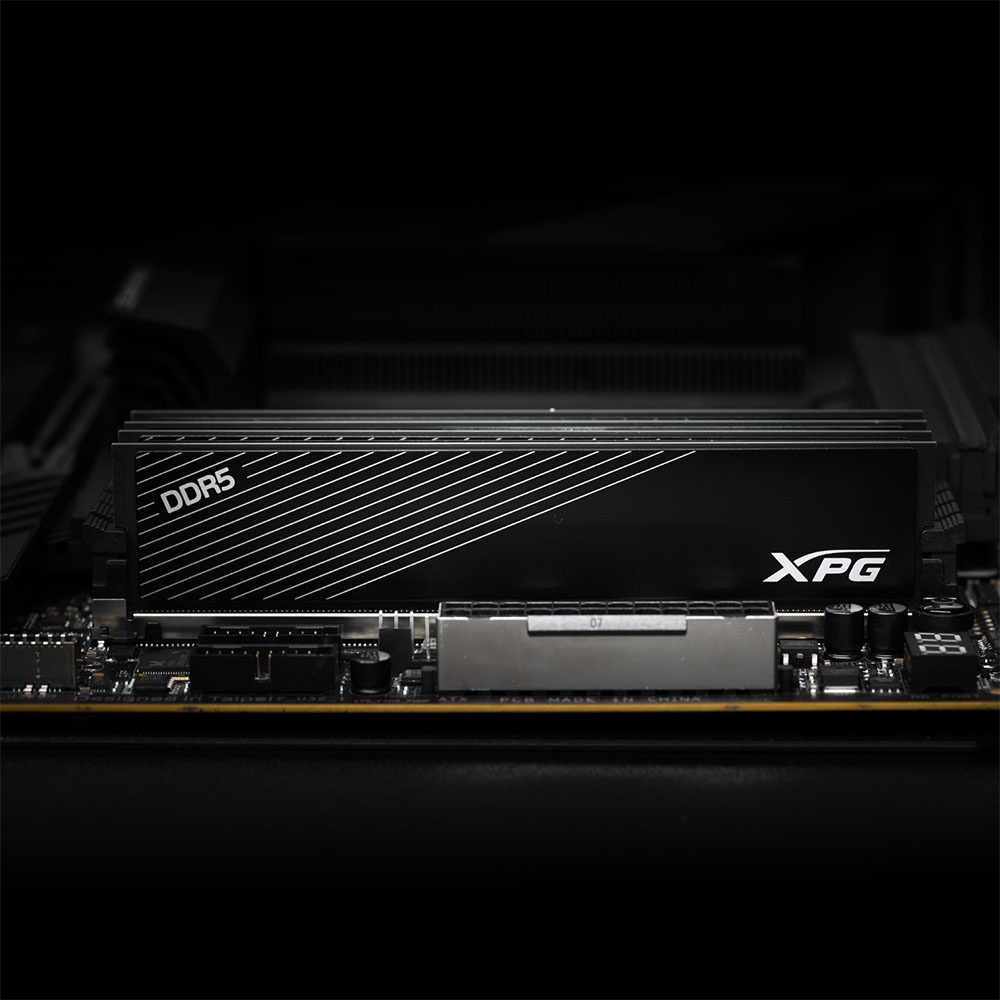 Память a data xpg ddr5. Xpg hunter 8 гб ddr5. xpg hunter 32 гб ddr5. оперативная память xpg. модуль памяти adata xpg hunter.