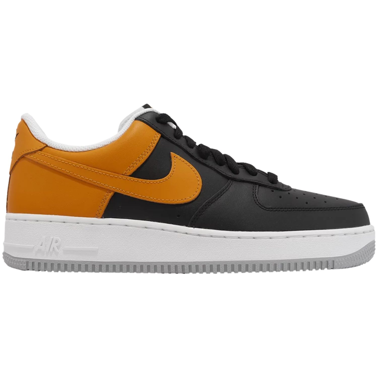 Nike AIR FORCE 1 07 40 EU