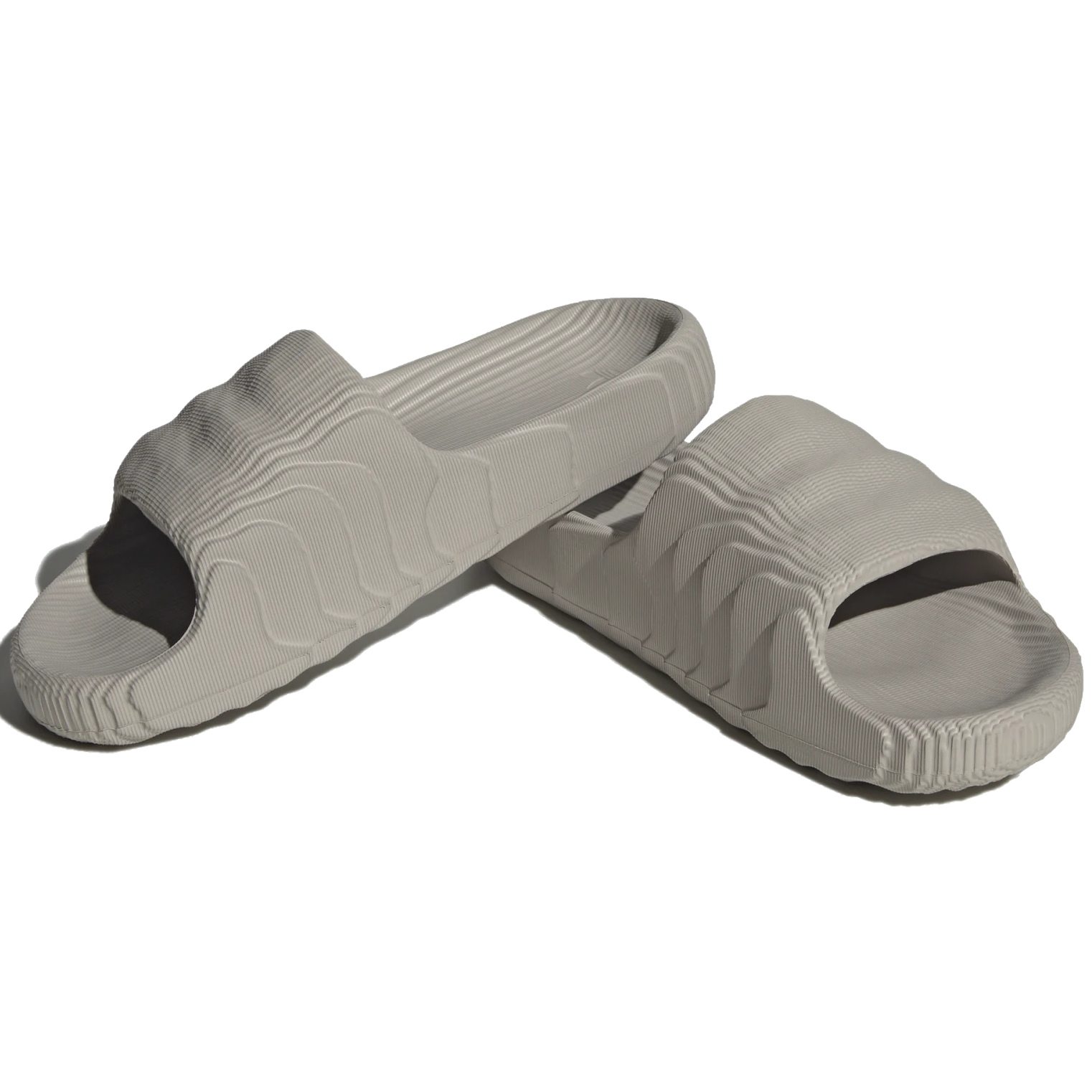 Adidas hotsell adilette 39