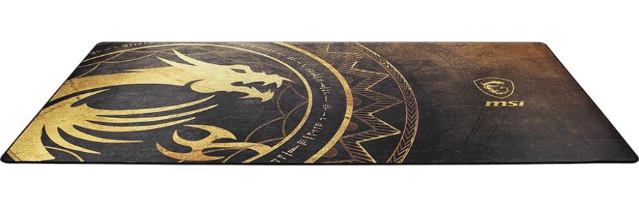 упаковка игрового коврика для отправки почтой фанату