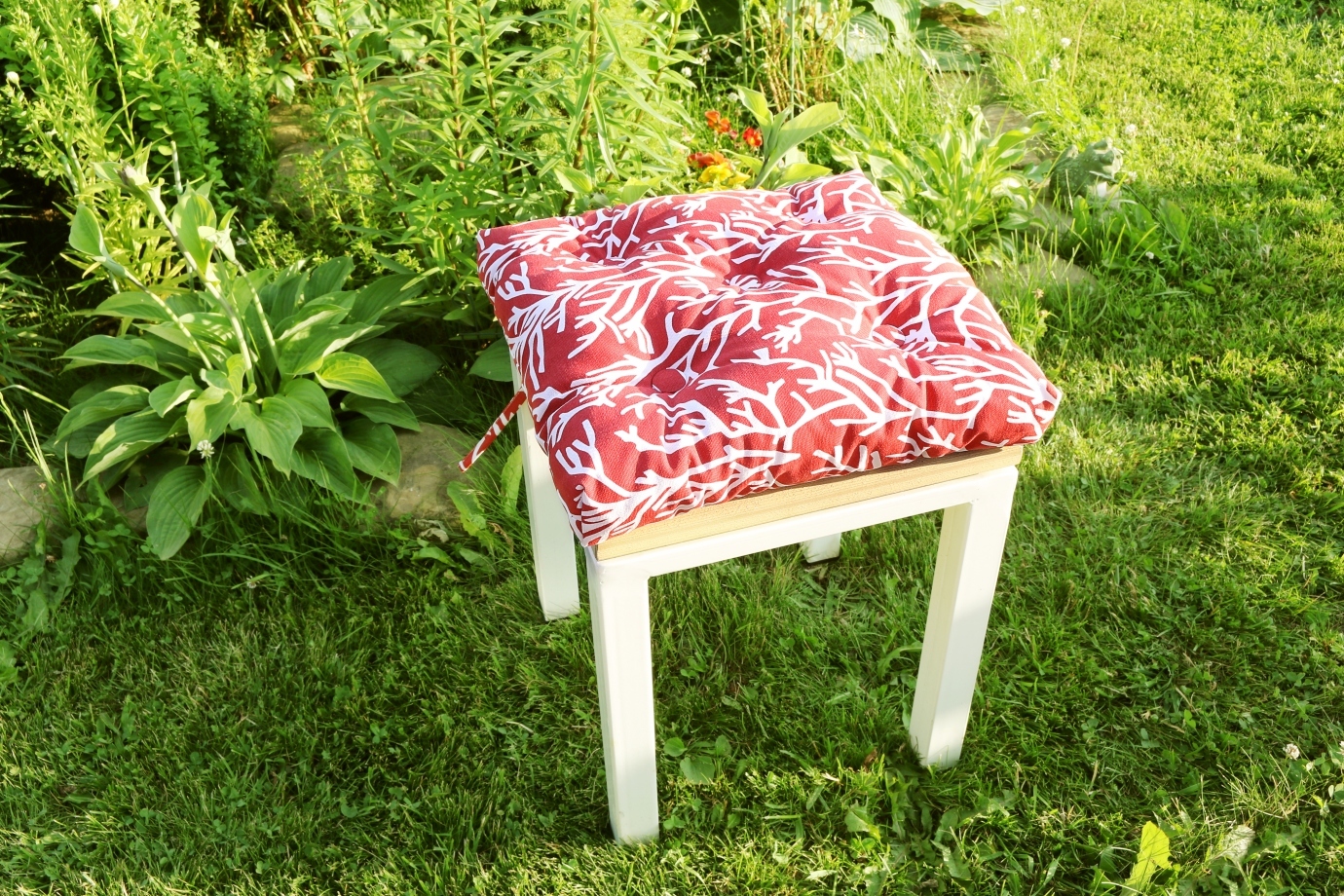 Подушка на стул на сидушку Kauffort Corals - S 50х50 см, красный 1 шт