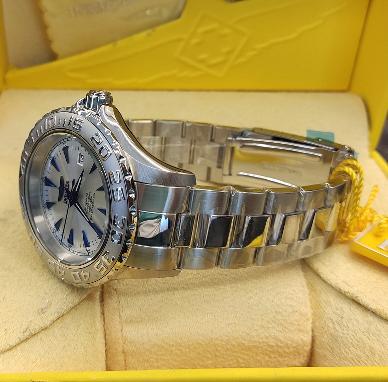 Invicta 2299 hotsell