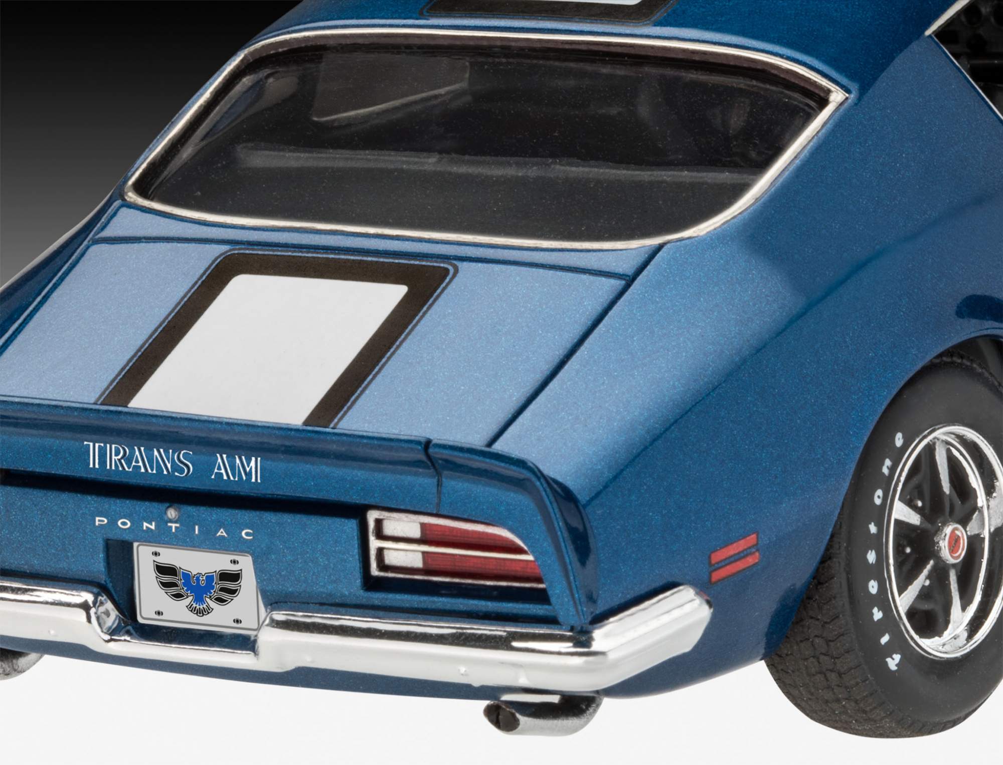 Купить сборная модель Revell 1/24 Автомобиль 1970 Pontiac Firebird 67672,  цены на Мегамаркет | Артикул: 600004769655