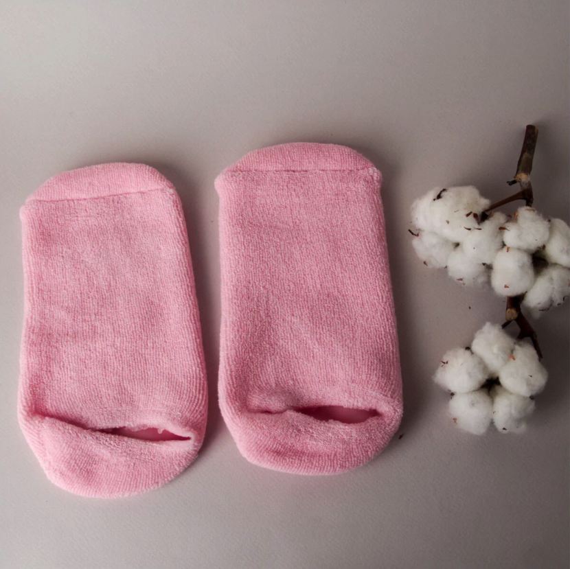 Спа носочки. Гелевые носочки. Розовые гелевые носочки. Спа носочки гелевые.