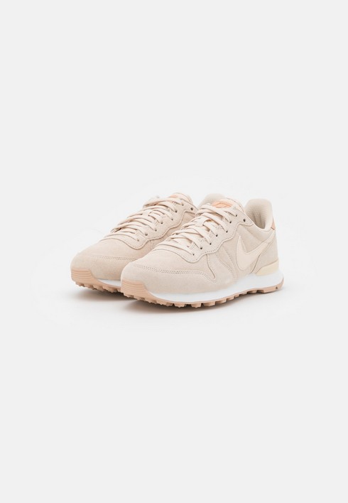 Nike sale internationalist prm