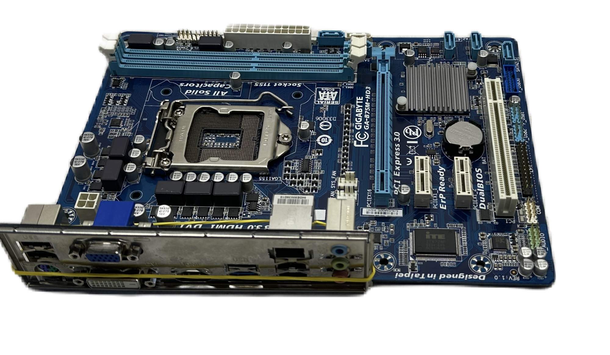 Gigabyte добавила поддержку урезанной памяти HUDIMM в платы Intel