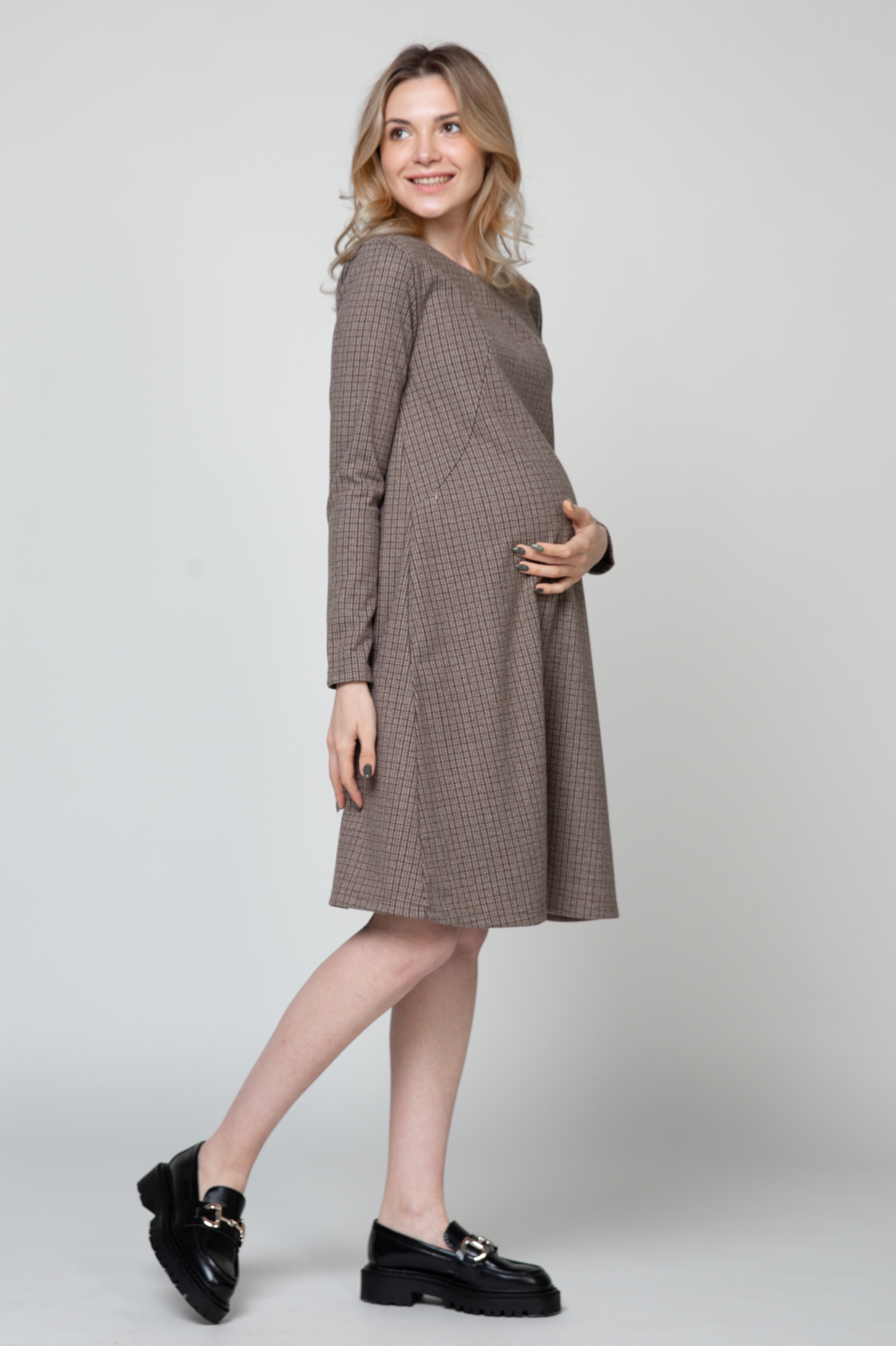 Платье для беременных женское Magica bellezza 0241 коричневое 52 RU