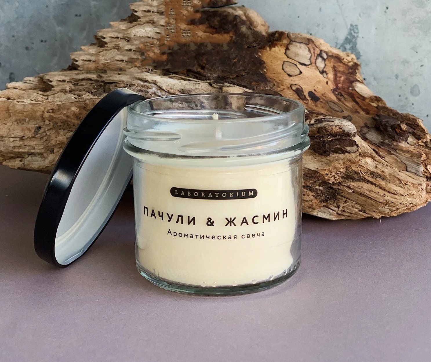 Ароматизированная свеча sublime patchouli. Свеча пачули для моей девчули. Свеча пачули для моей девчули. Home fragrance sandalwood свеча. Свеча 100 мл.