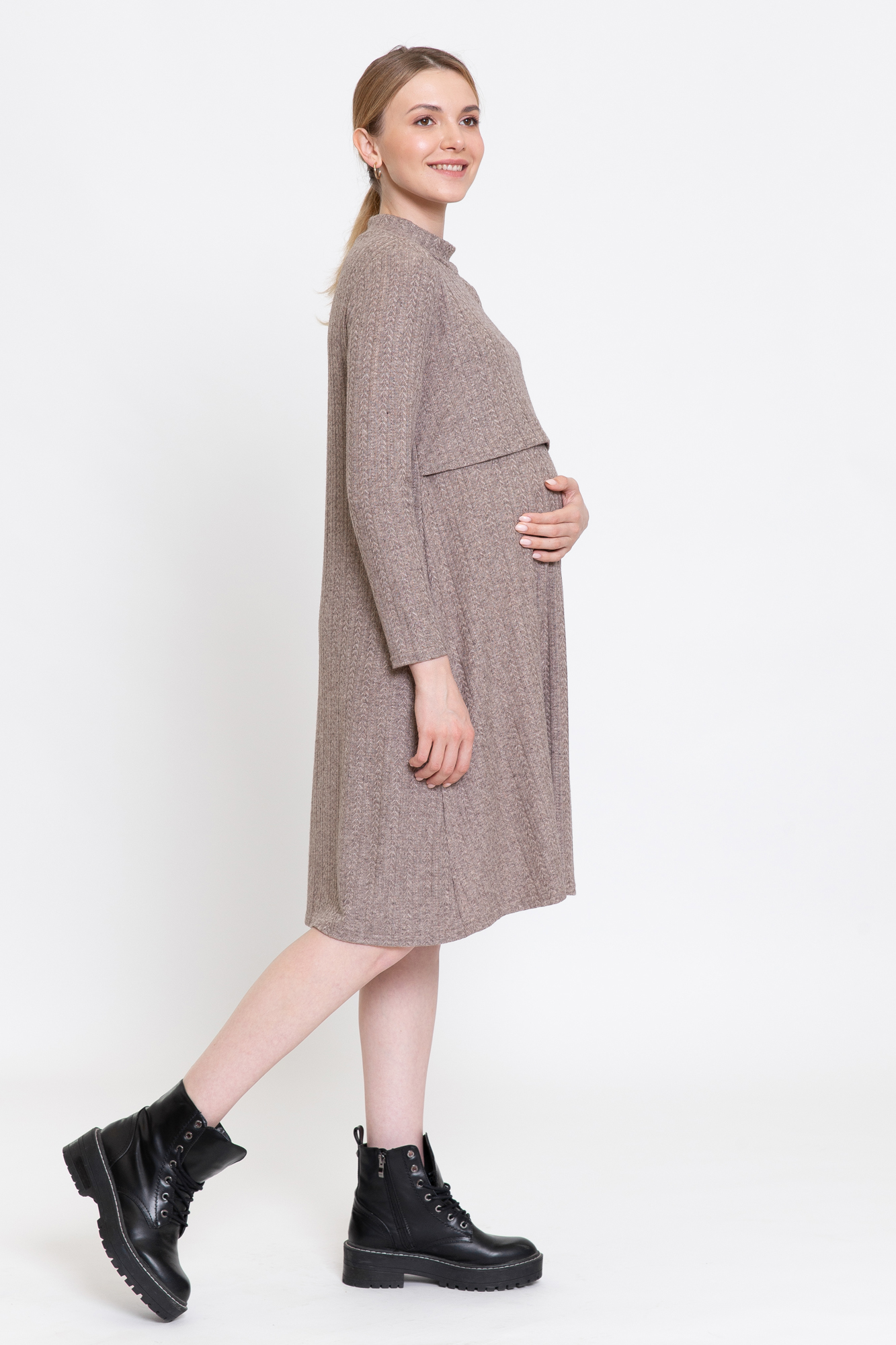 Платье для беременных женское Mama's fantasy 08-30722MF коричневое 50 RU