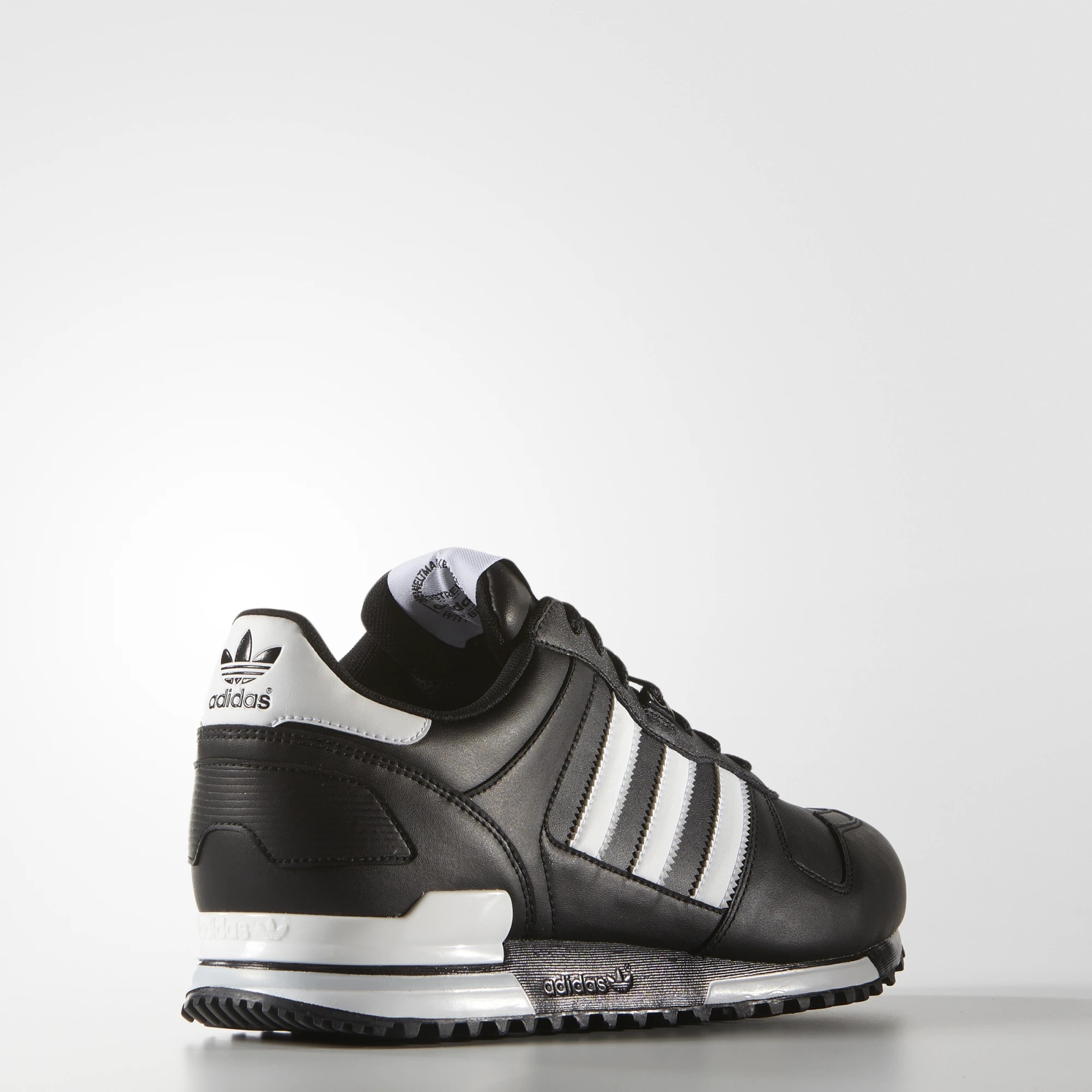 Adidas originals zx hot sale 700 men Black