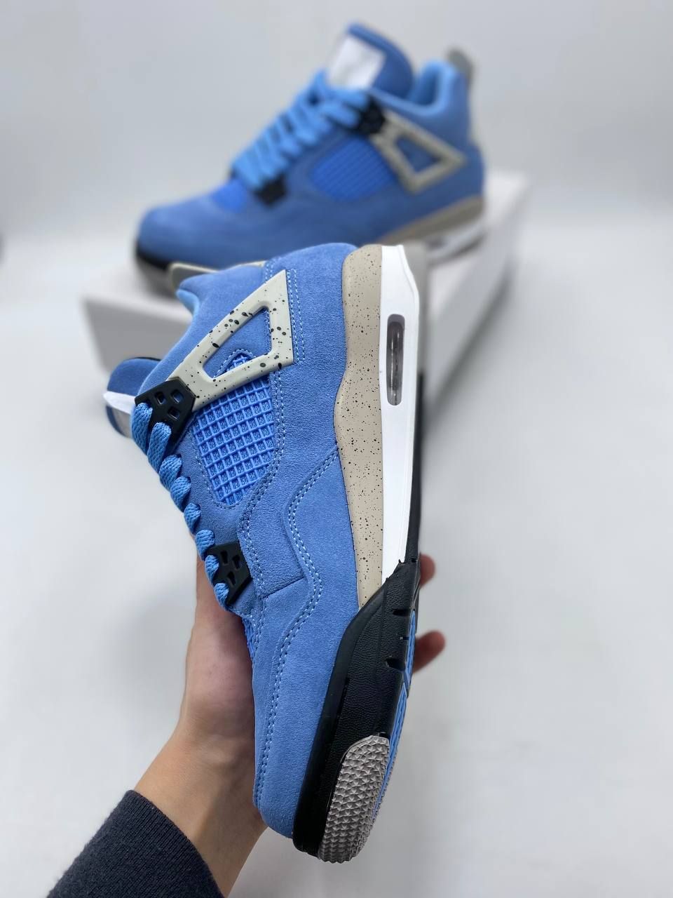 Air Jordan 4 Retro University Blue 37 RU