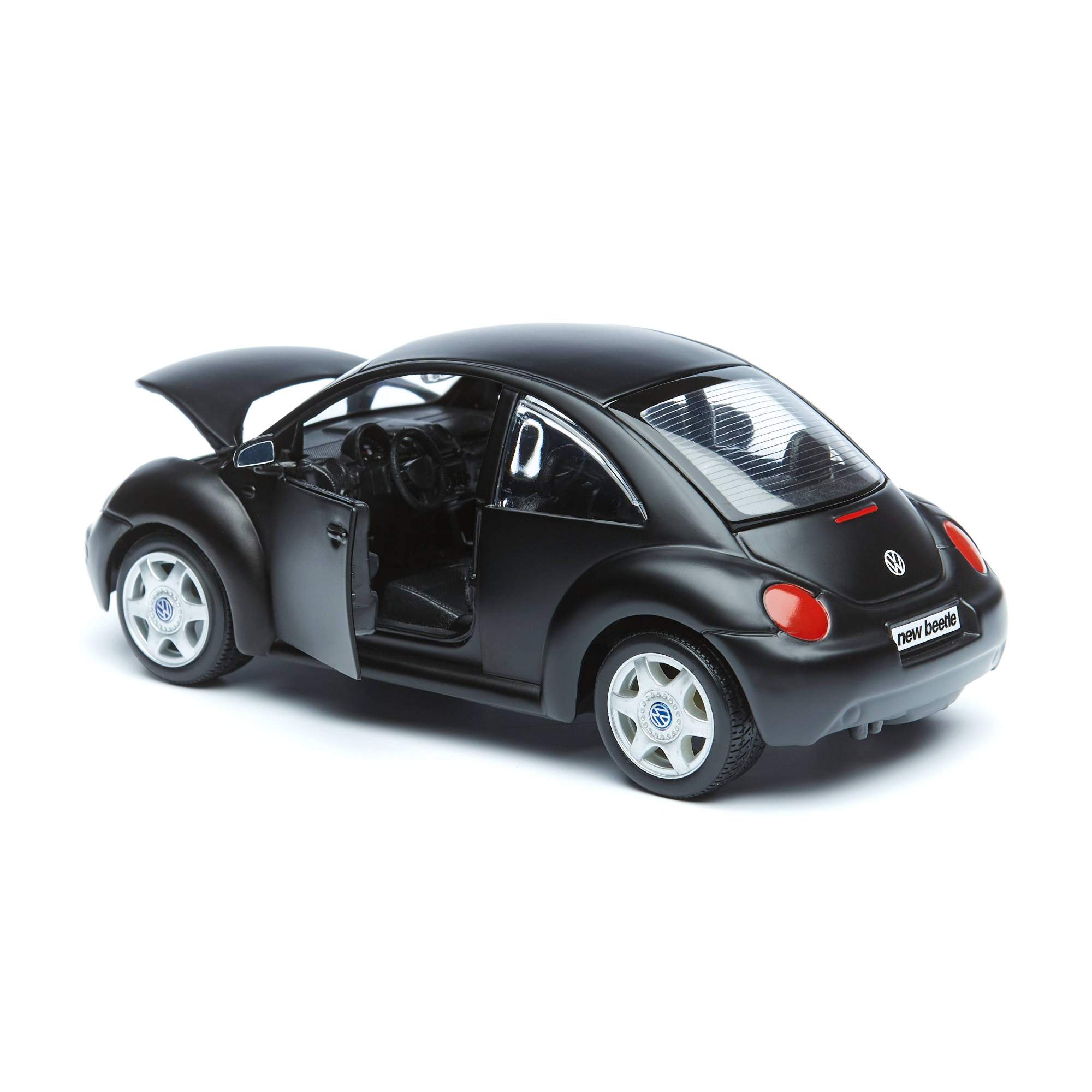 Купить модель машины Maisto Volkswagen New Beetle, 1:24, цены на Мегамаркет