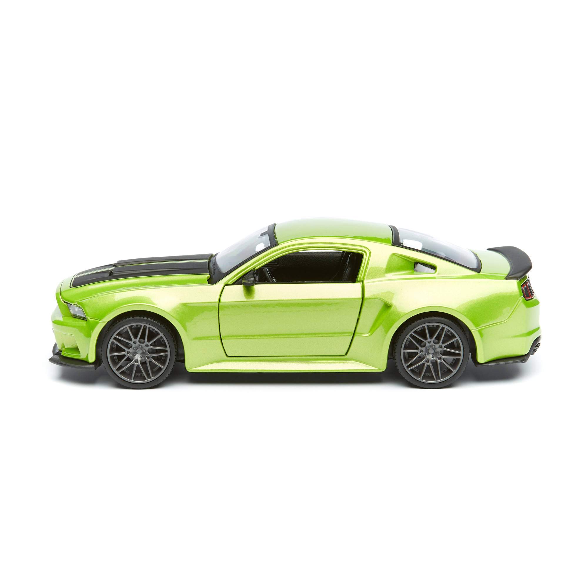 Модель машины Maisto Ford Mustang Street Racer, 1:24 - отзывы покупателей  на Мегамаркет