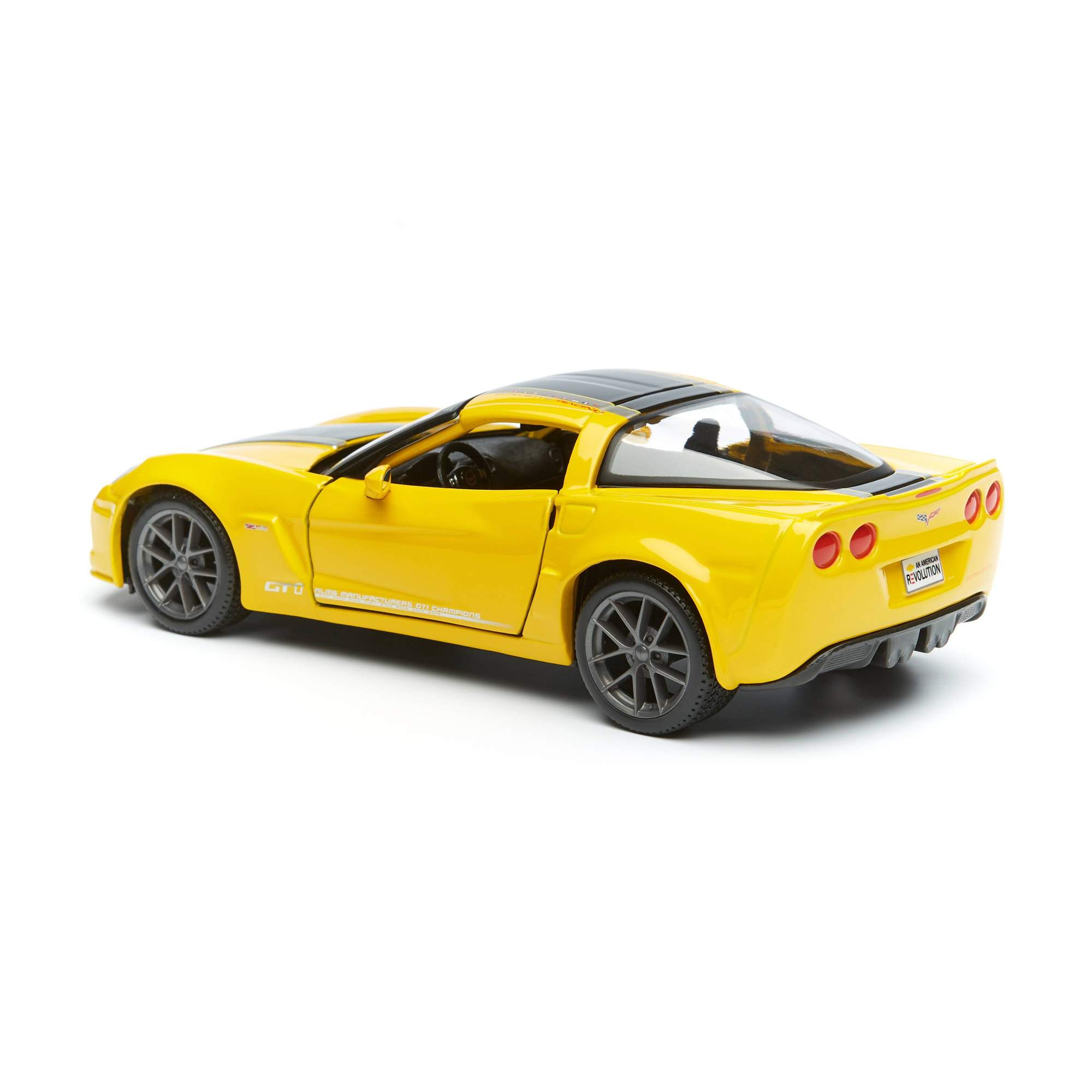 Купить модель машины Maisto Chevrolet Corvette Z06 GT1, 1:24, цены на  Мегамаркет