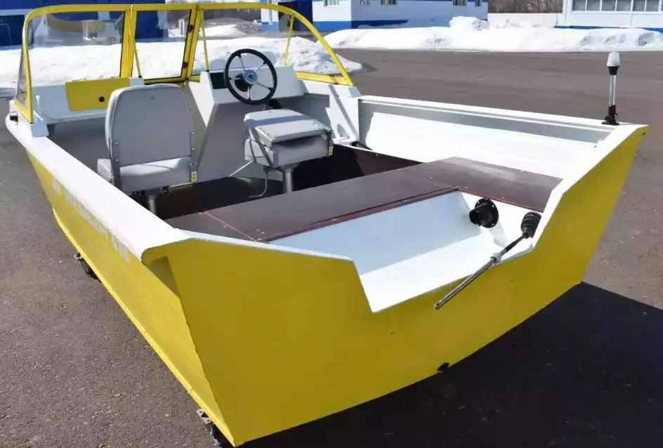 Рыбинские лодки. Неман 420 DCM. Неман 400 DCM. Лодка Wyatboat 3dc. Неман 400 DCM New.